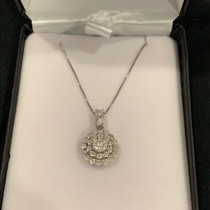 1/2 ct. Diamond Round Pendant Necklace NWT